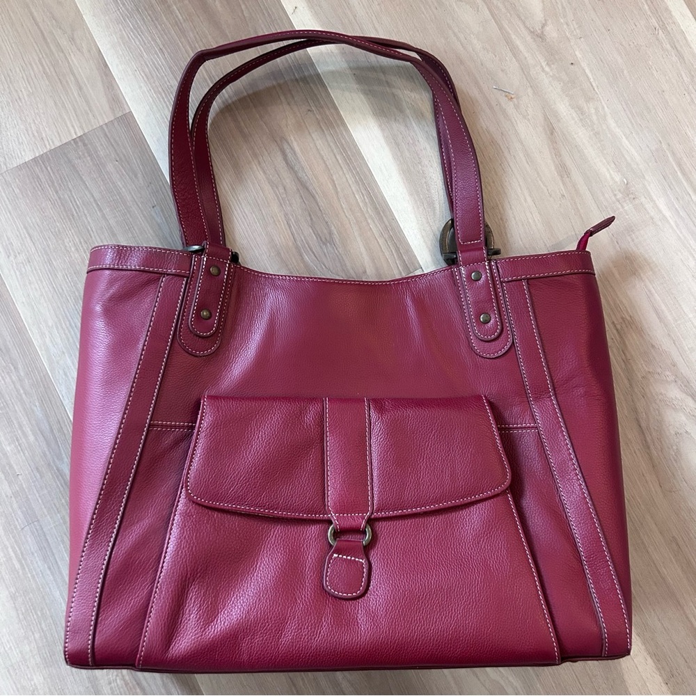 Franklin Covey Red Vegan Faux Leather Laptop Bag Business Purse Carry On Pockets